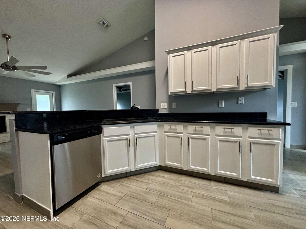 3018 Hickory Glen Drive - Photo 9