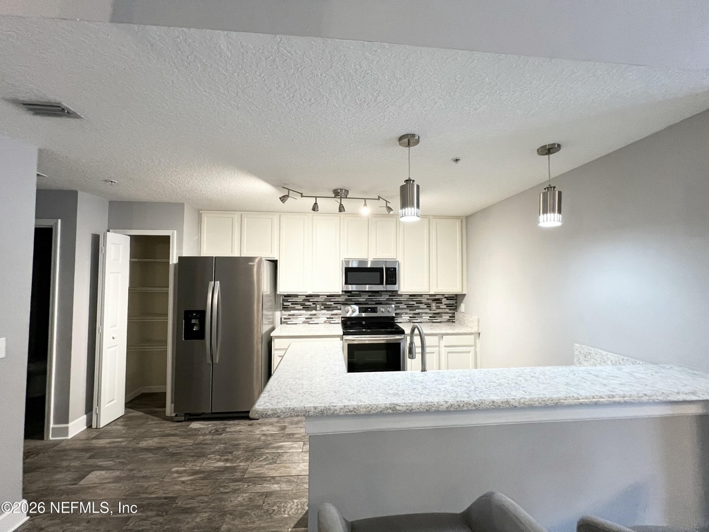 7058 Snowy Canyon Drive - Photo 4