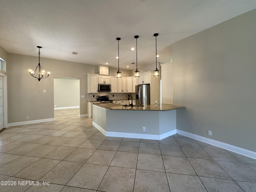 12770 Camellia Bay Drive W - Photo 6