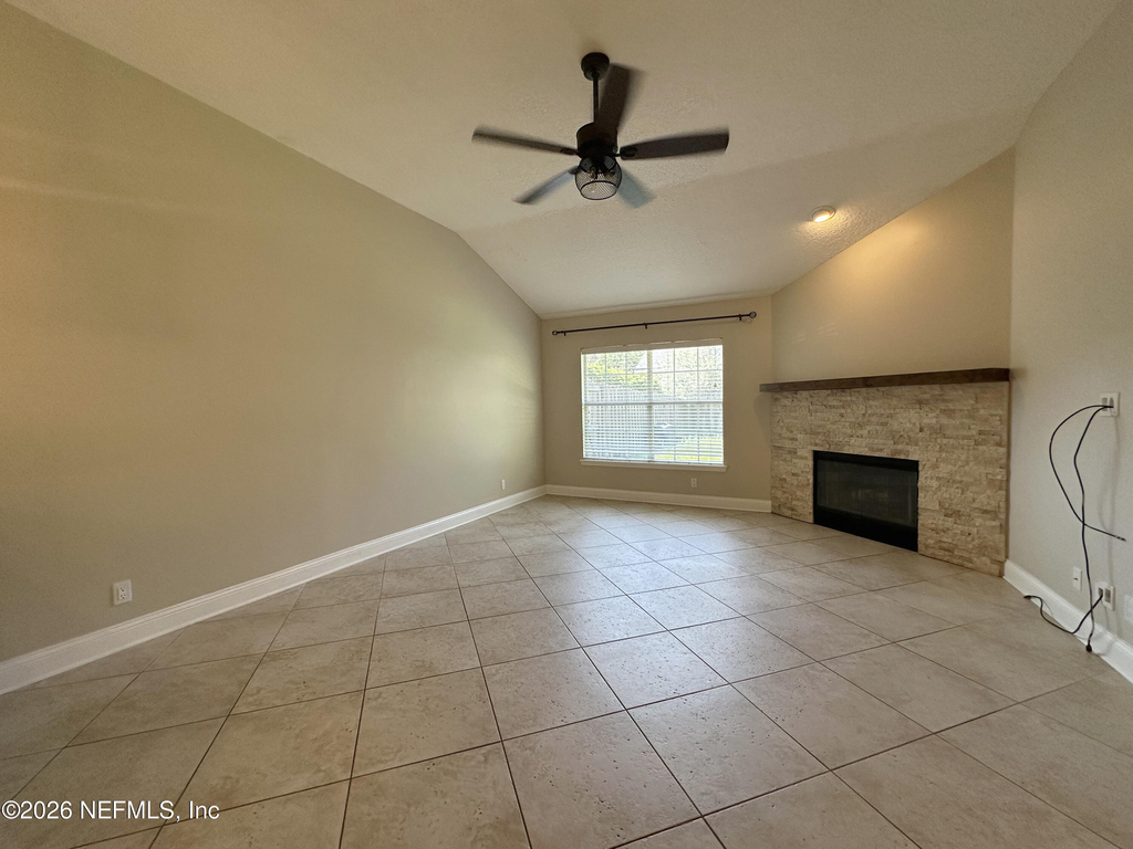 12770 Camellia Bay Drive W - Photo 7