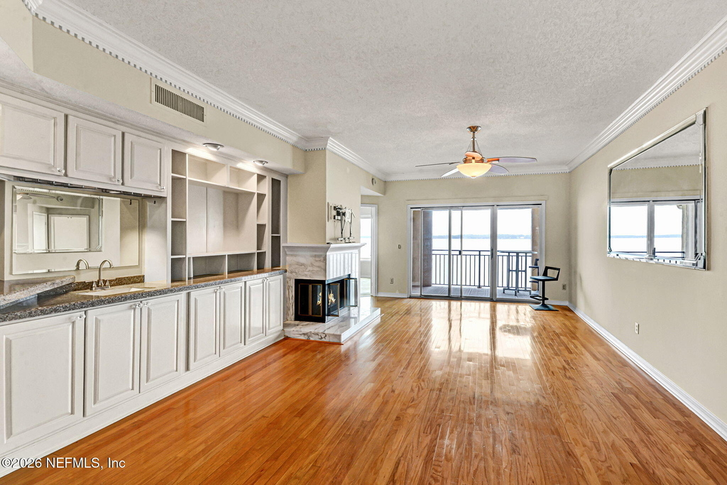 2099 Winterbourne - Photo 8