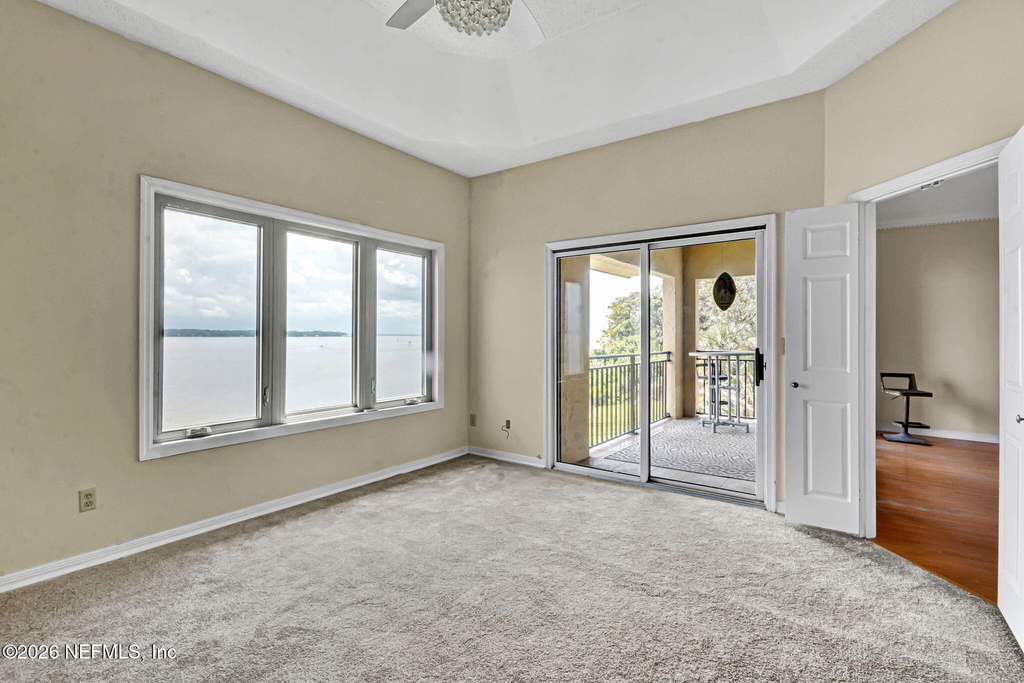 2099 Winterbourne - Photo 13