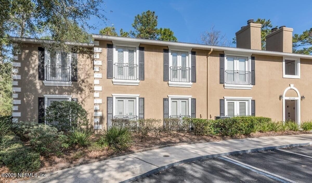 13727 Richmond Park Drive - Photo 29