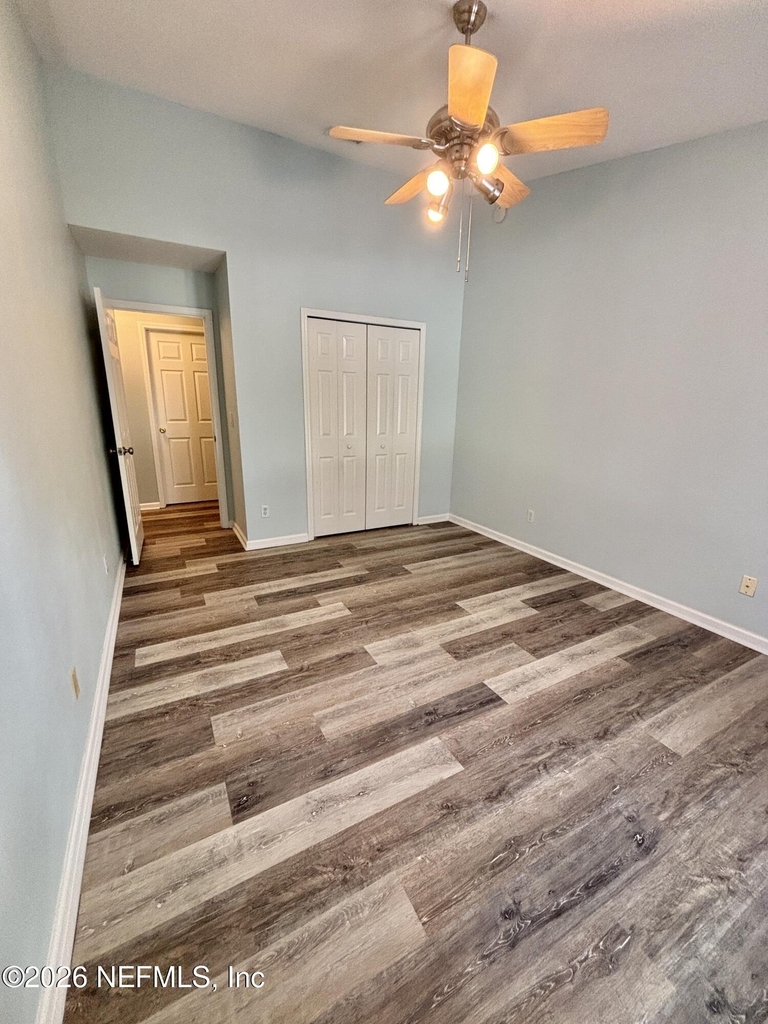 13727 Richmond Park Drive - Photo 17