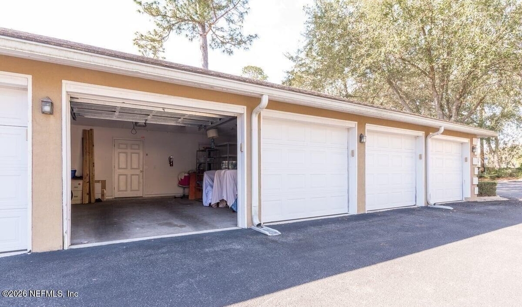 13727 Richmond Park Drive - Photo 31