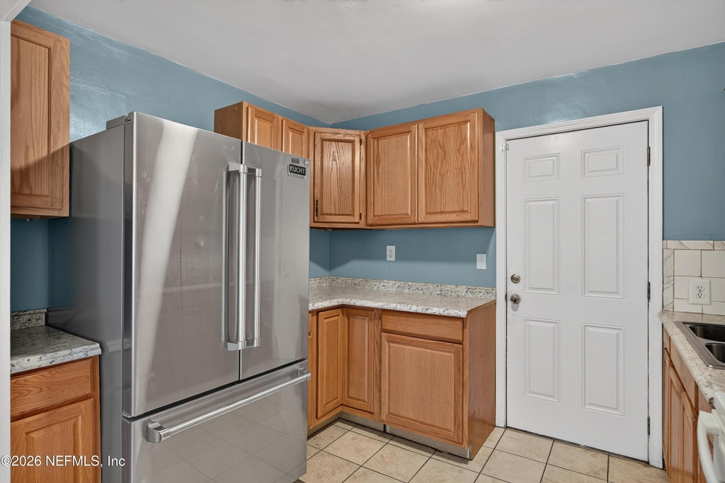 2841 Ernest Street - Photo 5
