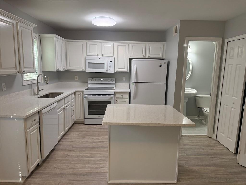 910 Summer Place - Photo 1