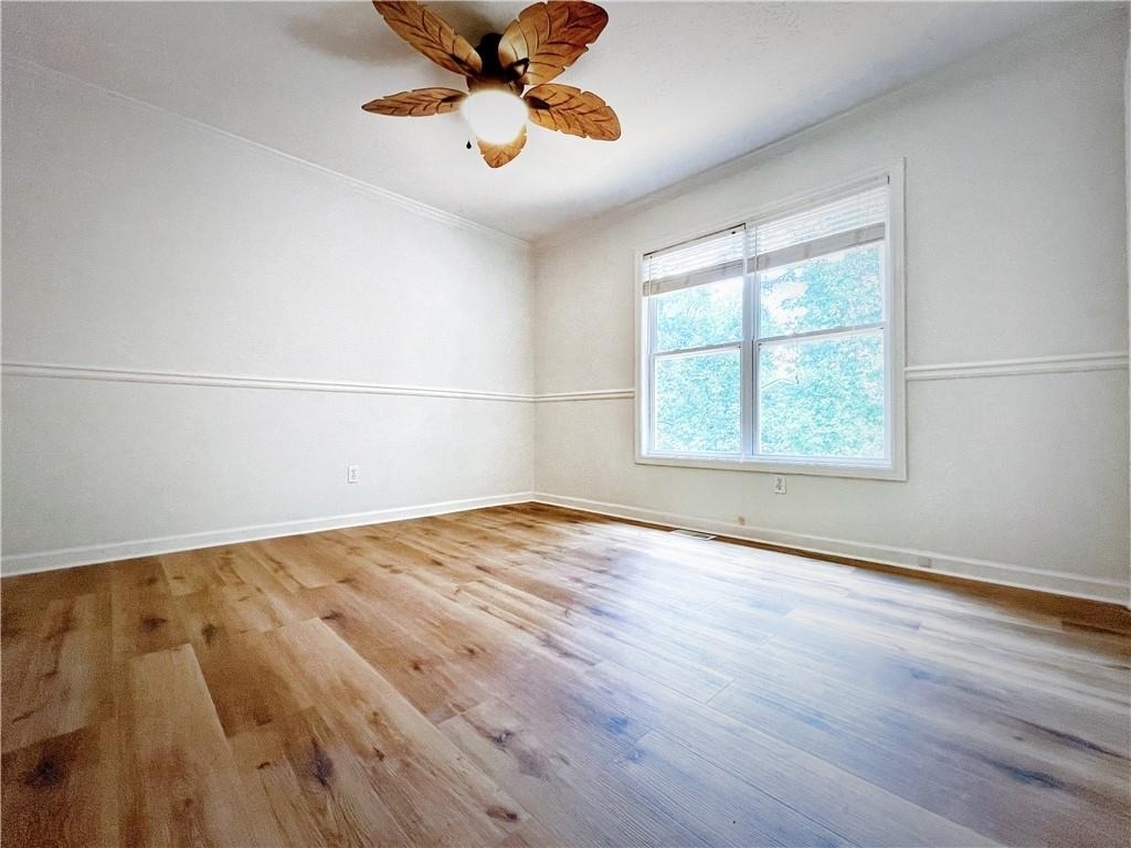 1330 Ridgecrest Lane Se - Photo 11