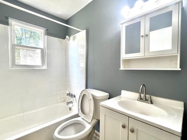 634 Jolly Avenue S - Photo 5