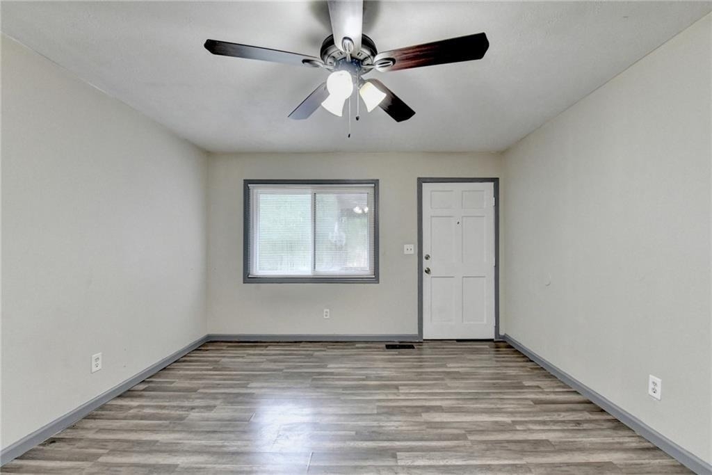 103 Dogwood Ln - Photo 2