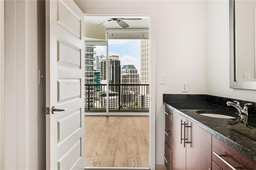 1080 Peachtree Street Ne - Photo 13