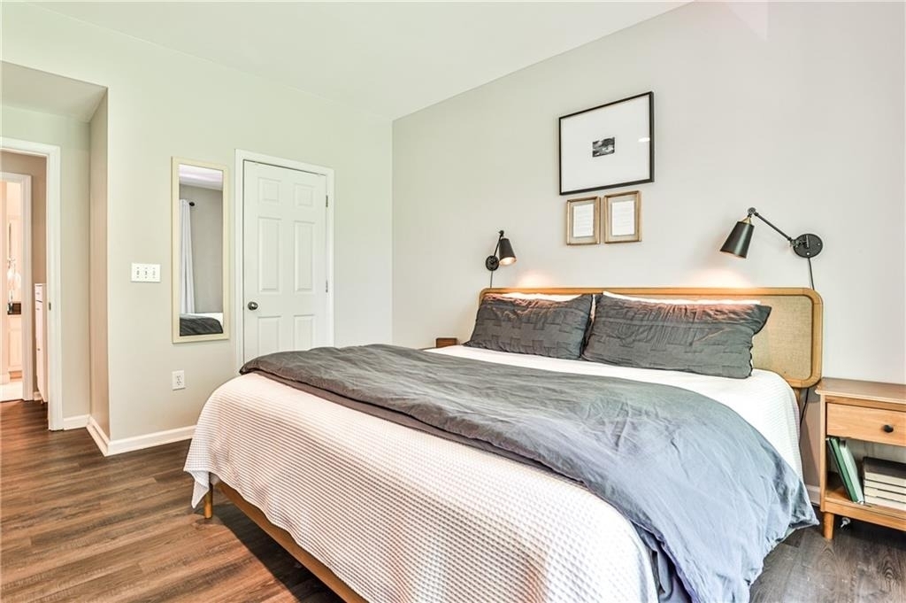 955 Juniper Street Ne - Photo 16