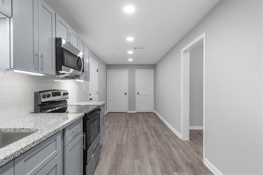 5399 Northland Drive Ne - Photo 4
