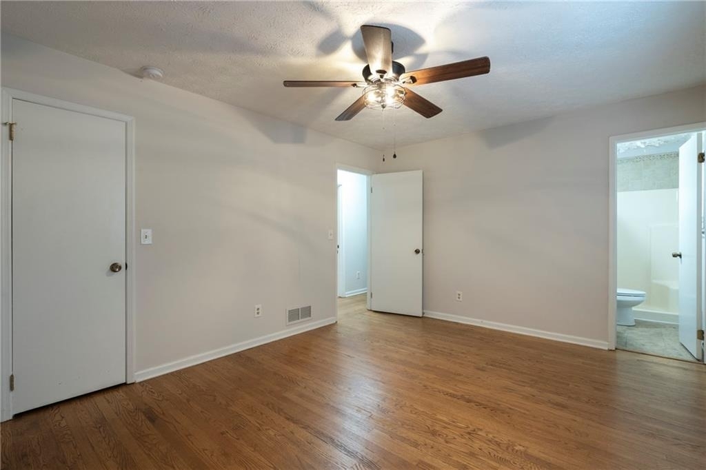 2423 Falcon Court - Photo 13