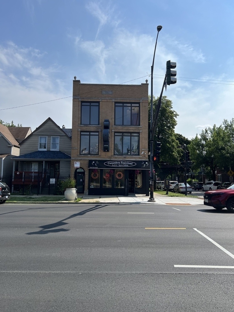 4159 W Fullerton Avenue - Photo 0