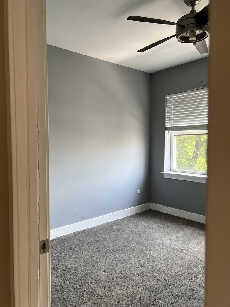 4159 W Fullerton Avenue - Photo 12