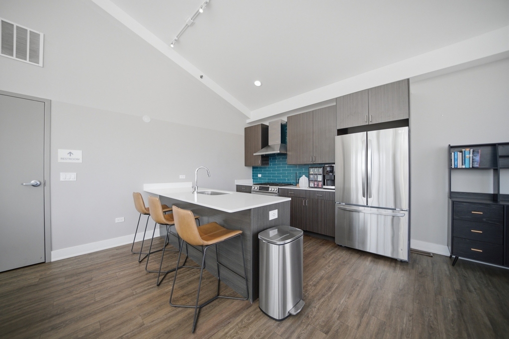 1552 N North Park Avenue - Photo 29