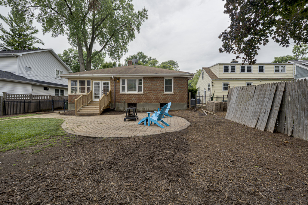 219 Spring Avenue - Photo 38