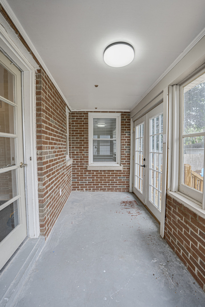 219 Spring Avenue - Photo 34