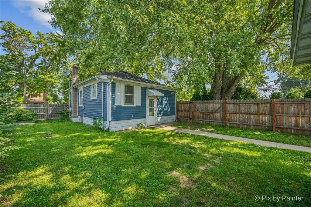 645 Slade Avenue - Photo 23