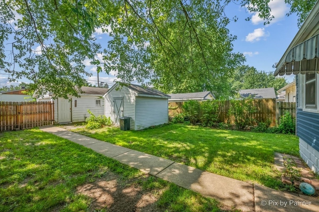 645 Slade Avenue - Photo 22