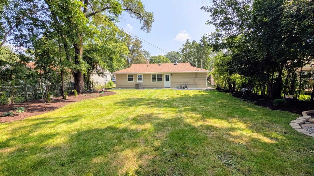 110 N Knollwood Drive - Photo 8