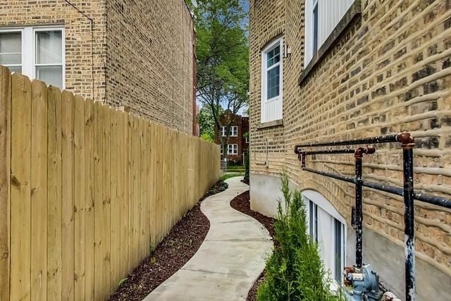 5050 N Ridgeway Avenue - Photo 13