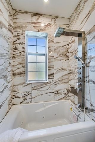 5050 N Ridgeway Avenue - Photo 8