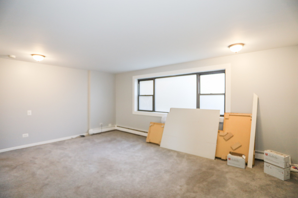 9016 Lamon Avenue - Photo 4