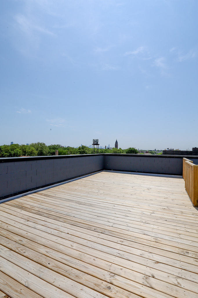 2402 W Carmen Avenue - Photo 13