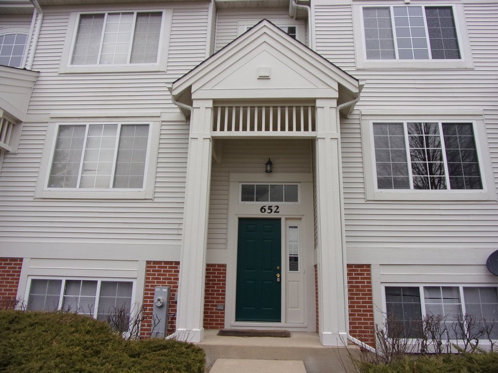 652 S Rosehall Lane - Photo 0