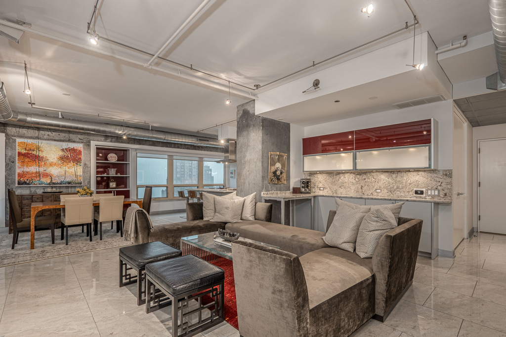 800 N Michigan Avenue - Photo 6