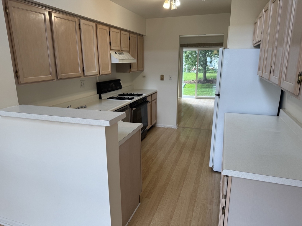 234 Birmingham Court - Photo 2