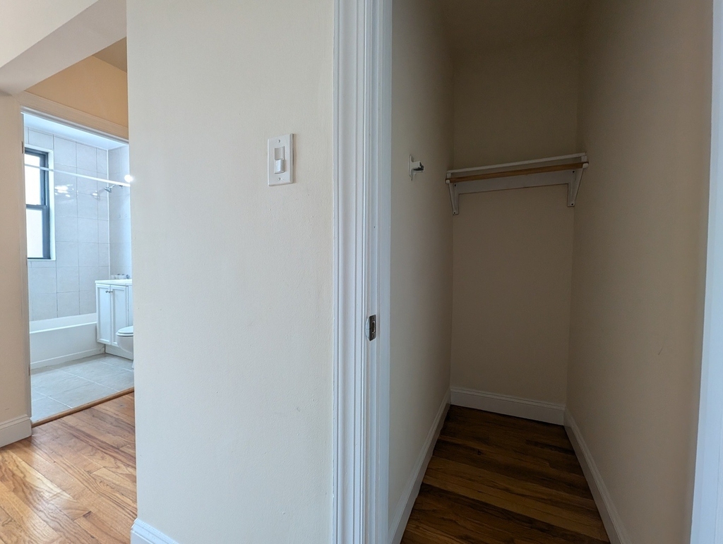 2737 N Spaulding Avenue - Photo 6