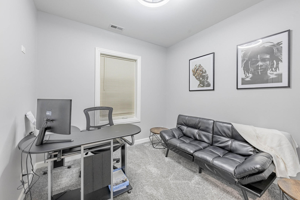 4634 S Langley Avenue - Photo 11