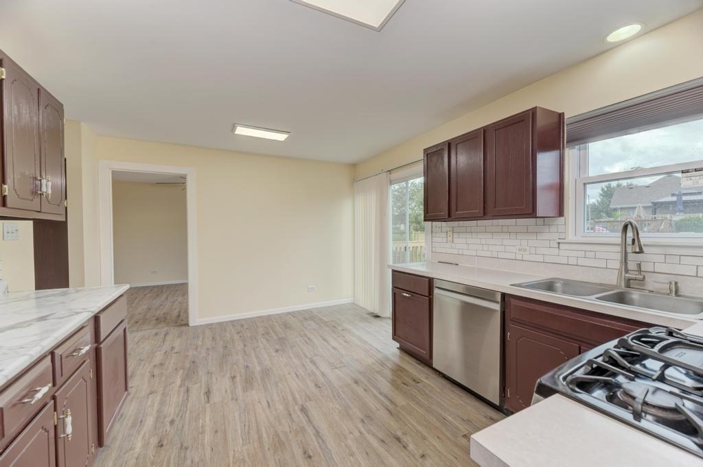 1413 Skylark Lane - Photo 12