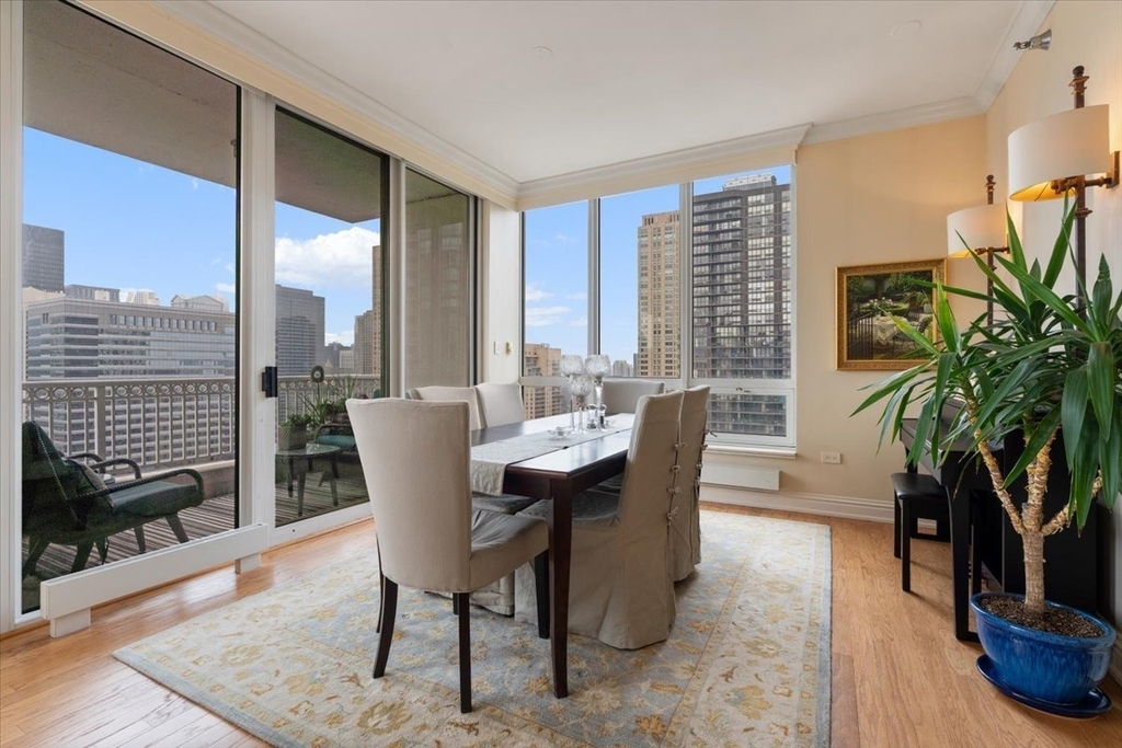 55 E Erie Street - Photo 6