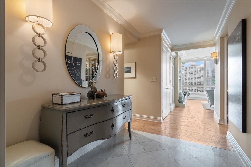 55 E Erie Street - Photo 1