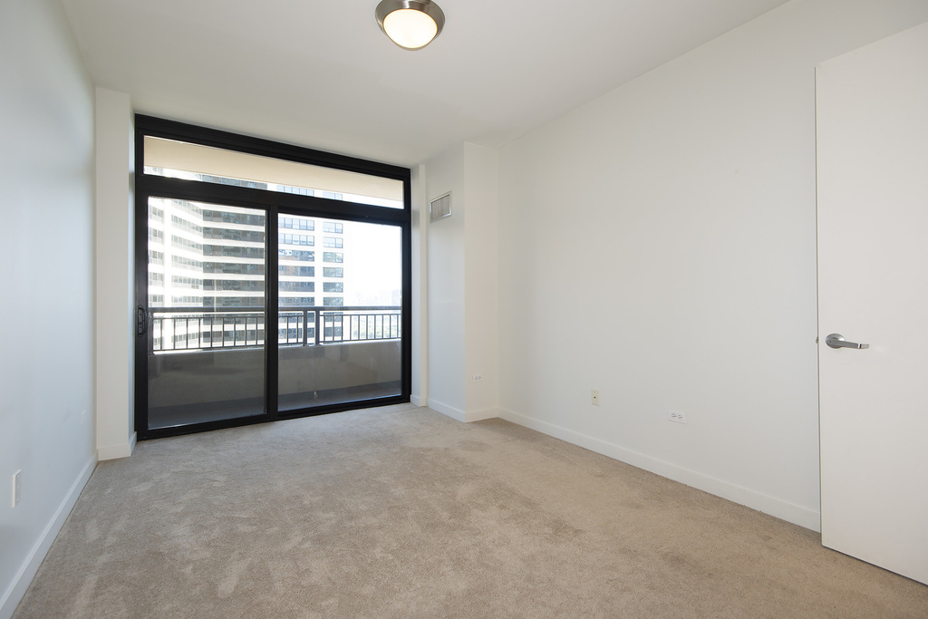 1160 S Michigan Avenue - Photo 2