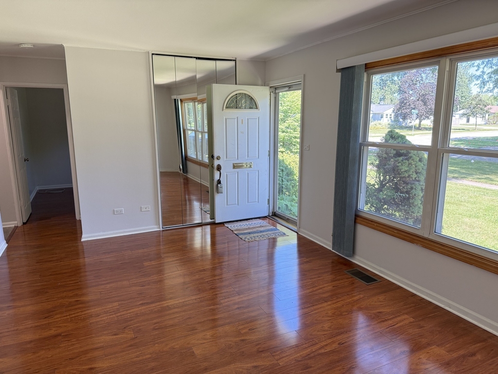 2507 Campbell Street - Photo 1