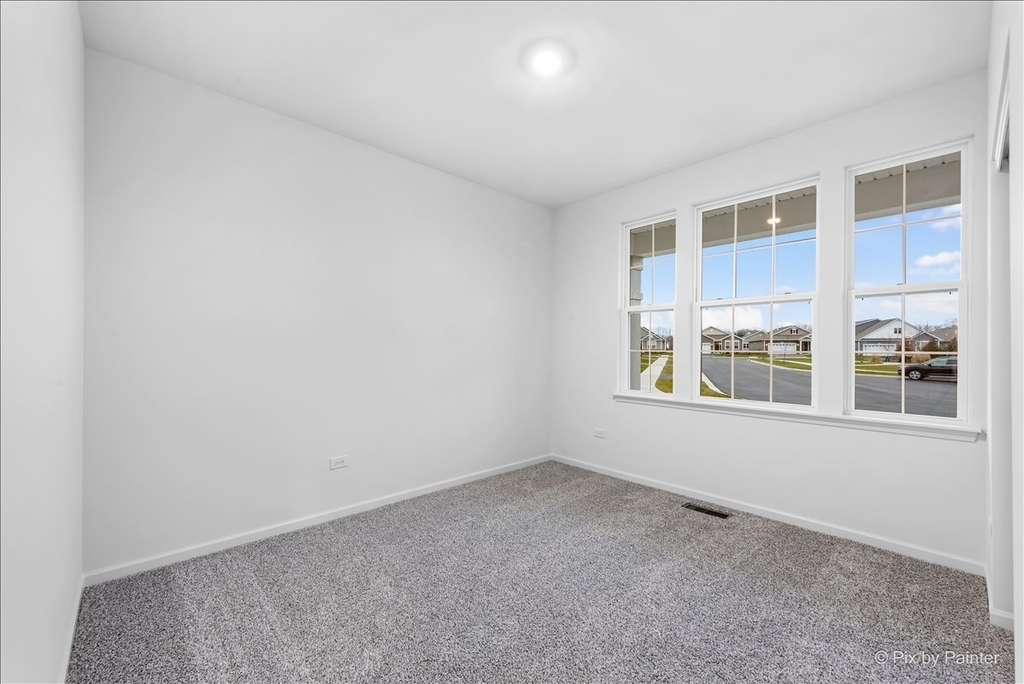 301 Westminster Court - Photo 22