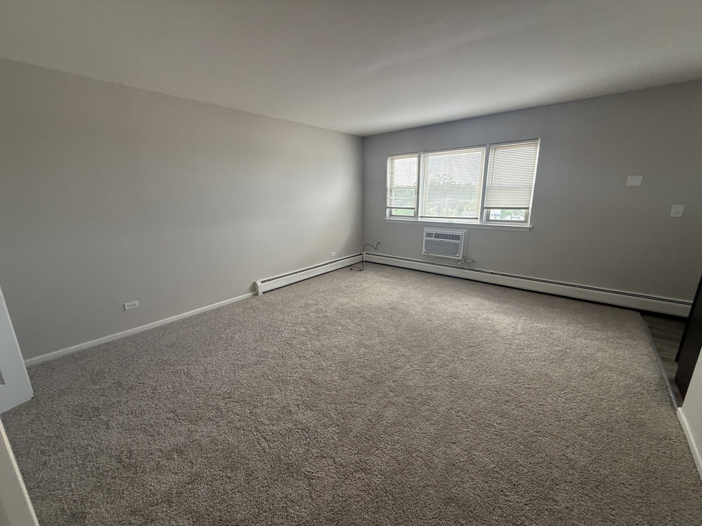 3001 Thatcher Avenue - Photo 1