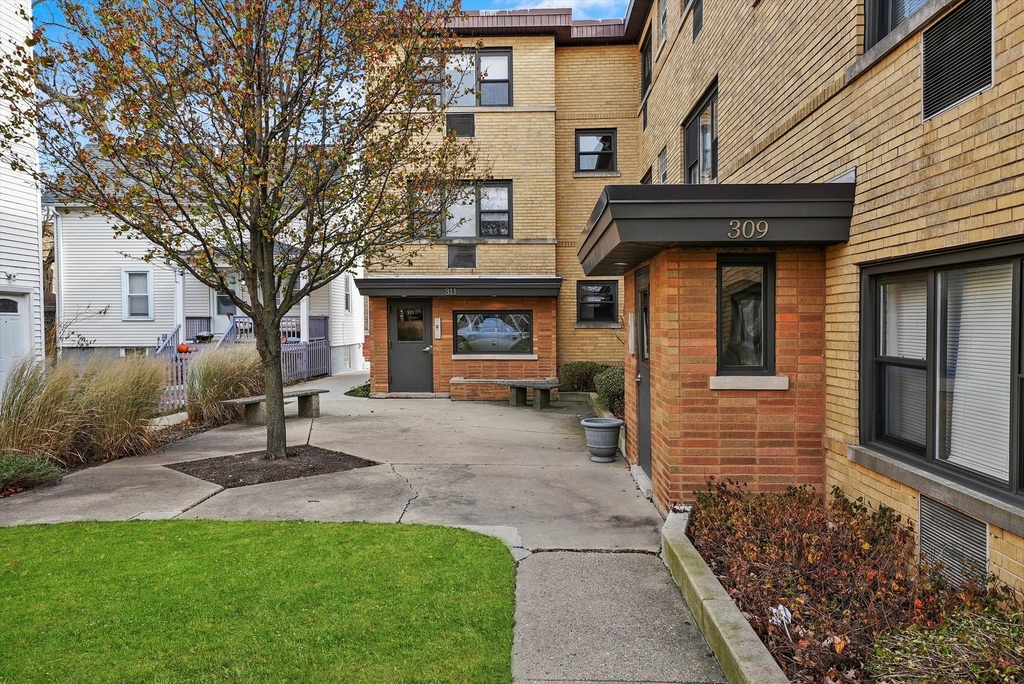 311 Sherman Avenue - Photo 7