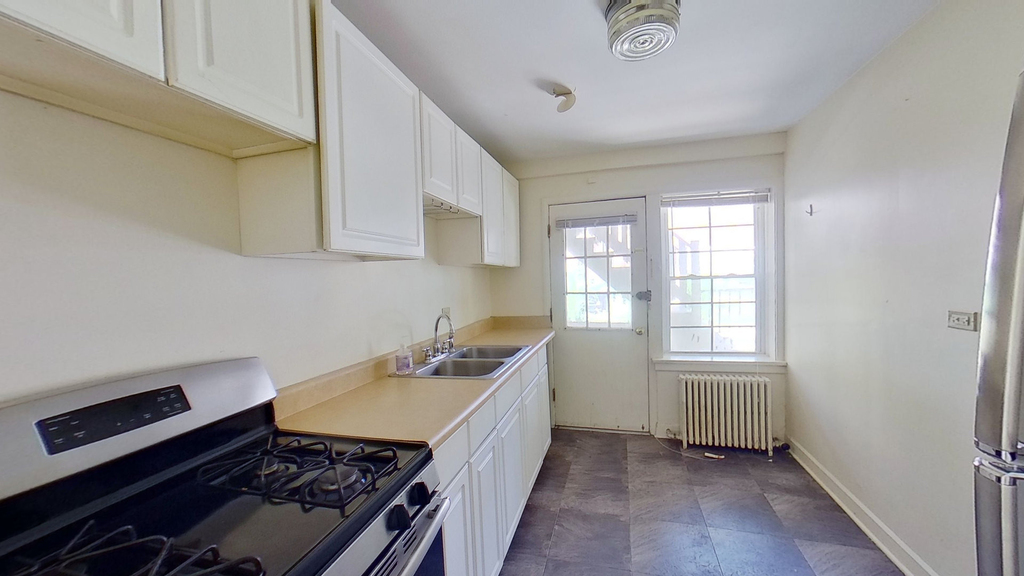 835 Mulford Street - Photo 14