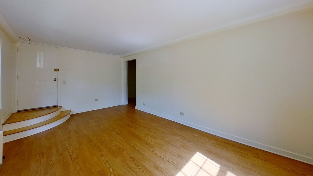 835 Mulford Street - Photo 8