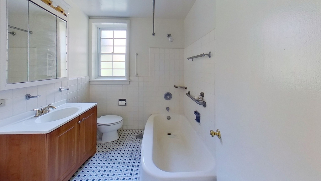 835 Mulford Street - Photo 4