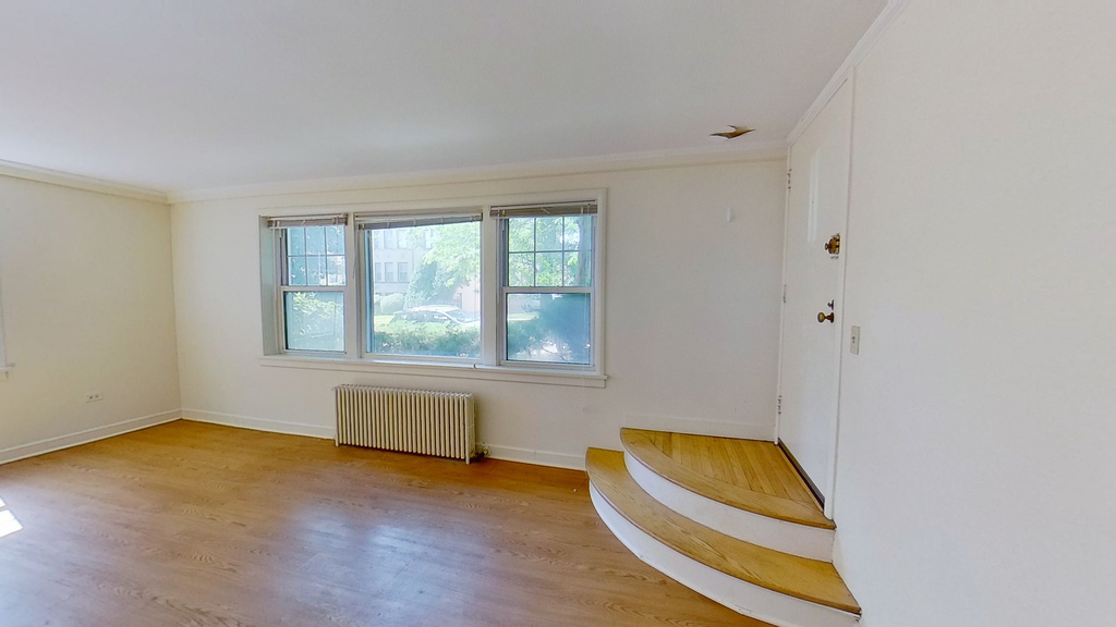 835 Mulford Street - Photo 3