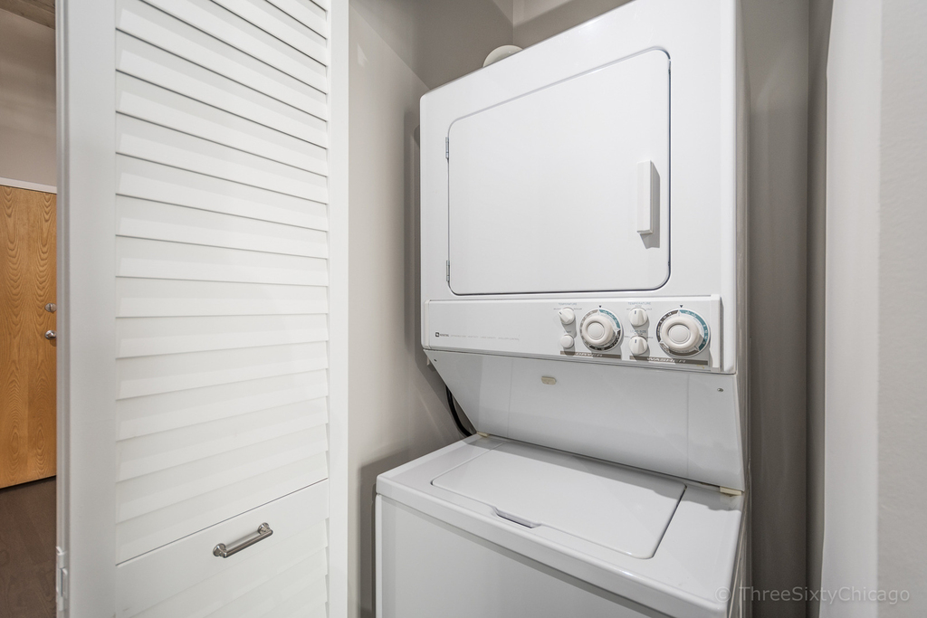 1000 W Adams Street - Photo 24