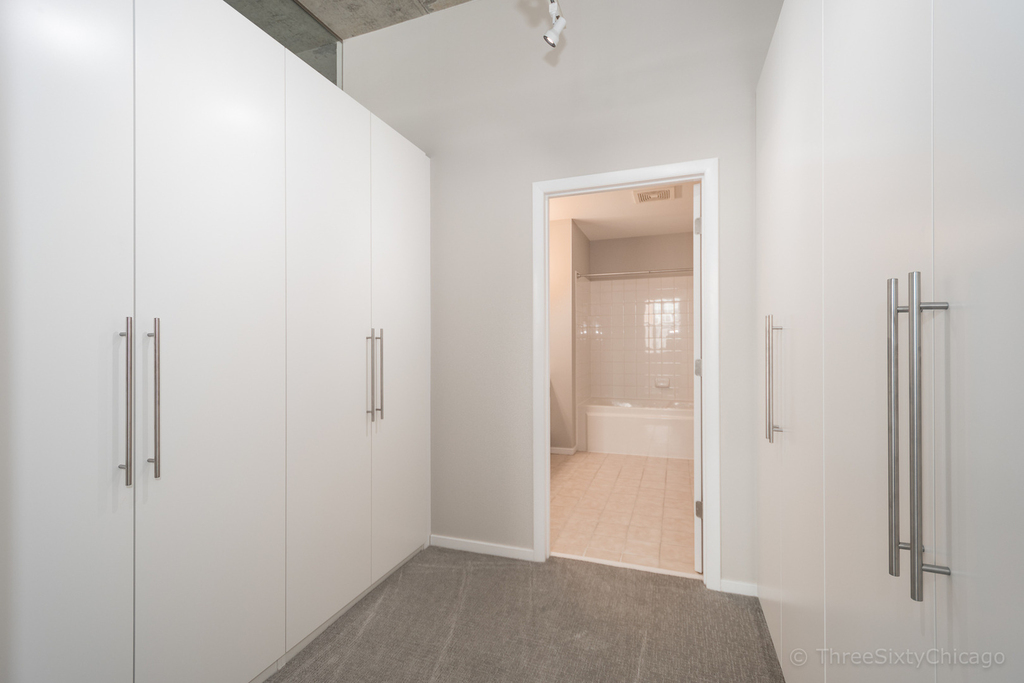1000 W Adams Street - Photo 16
