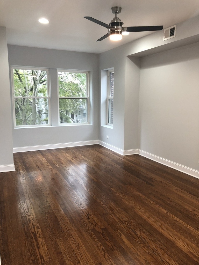 3340 W Berteau Avenue - Photo 1